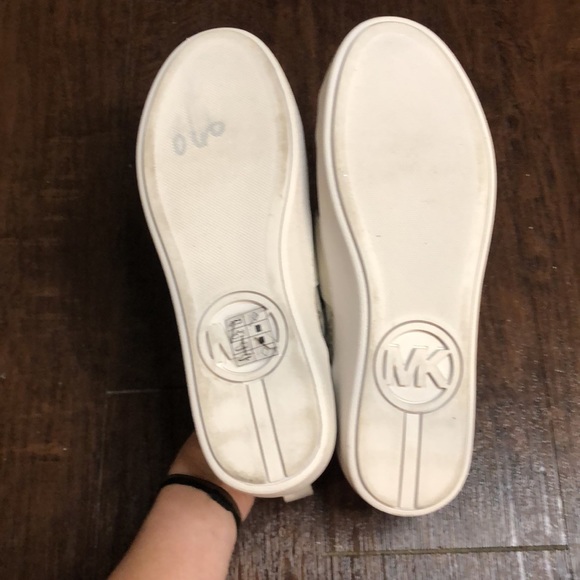 Michael Kors Sneakers - Picture 4 of 6